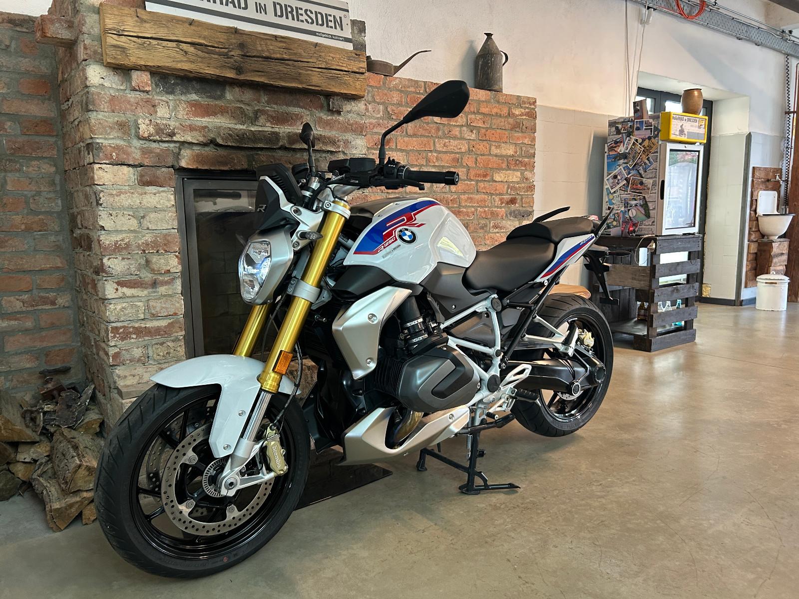 BMW R1250R