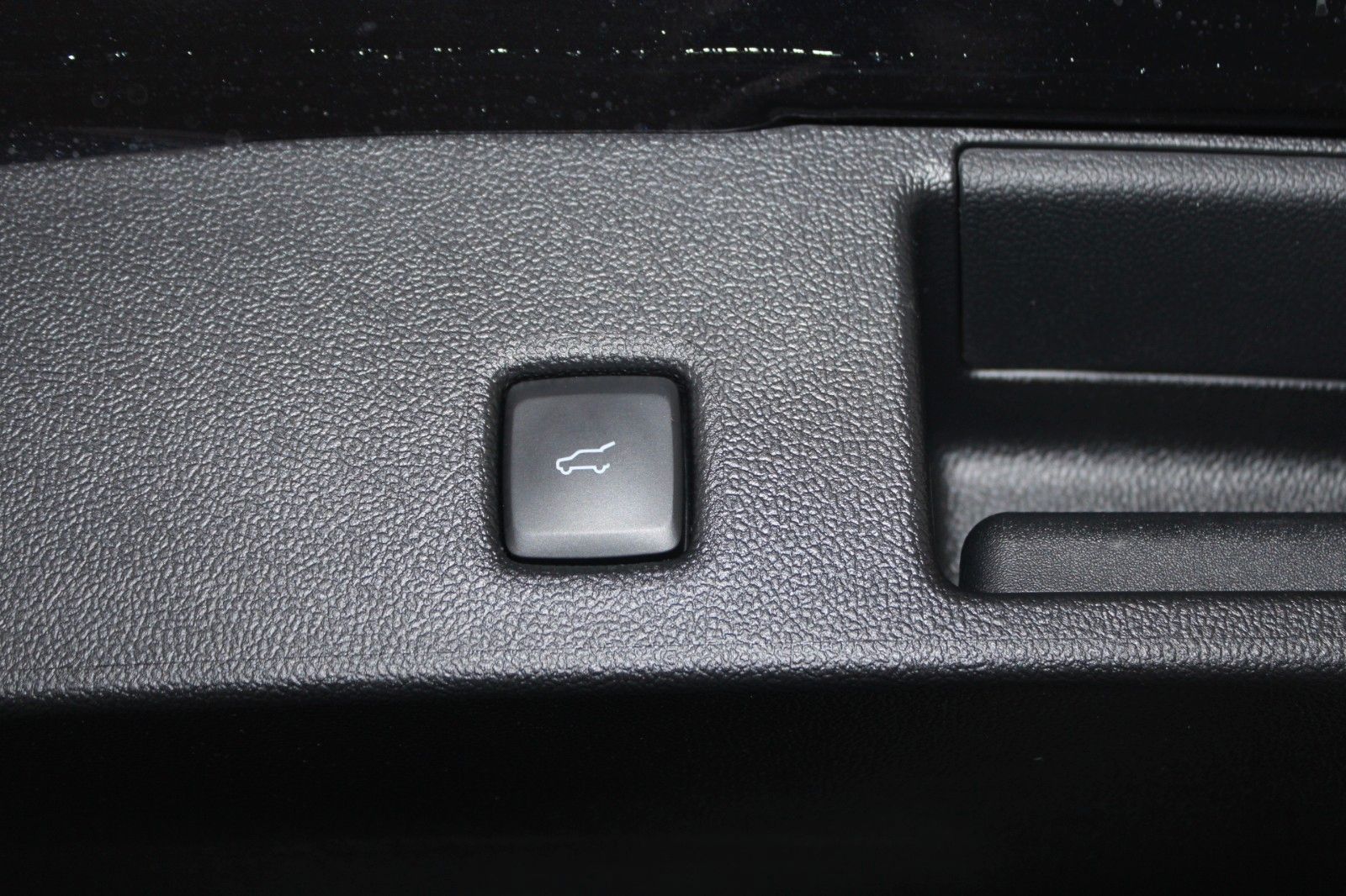 Fahrzeugabbildung Ford Kuga ST-Line X LED B&O HUD ACC WinterPaket Panod