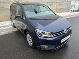 Volkswagen Touran Highline 2.0TDI 140PS 7Sitze Pano - Volkswagen Touran mit Diesel-Antrieb: 140 Ps