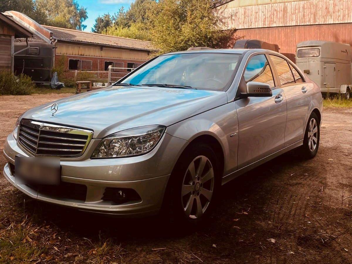 Mercedes-Benz C 180