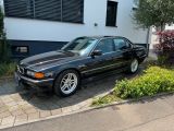 BMW 728i A - unverbastelt in Traumoptik 