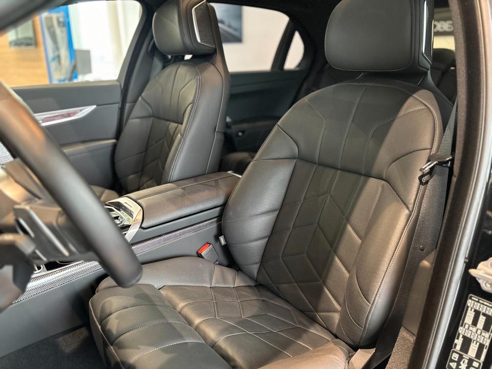 BMW 740d xDrive Limousine