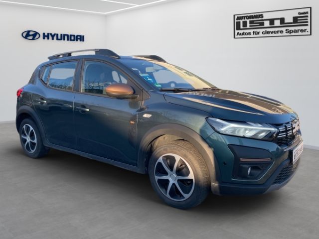 Fahrzeugabbildung Dacia Sandero III Stepway Extreme+ 1.0 TCe 110 EU6d Na