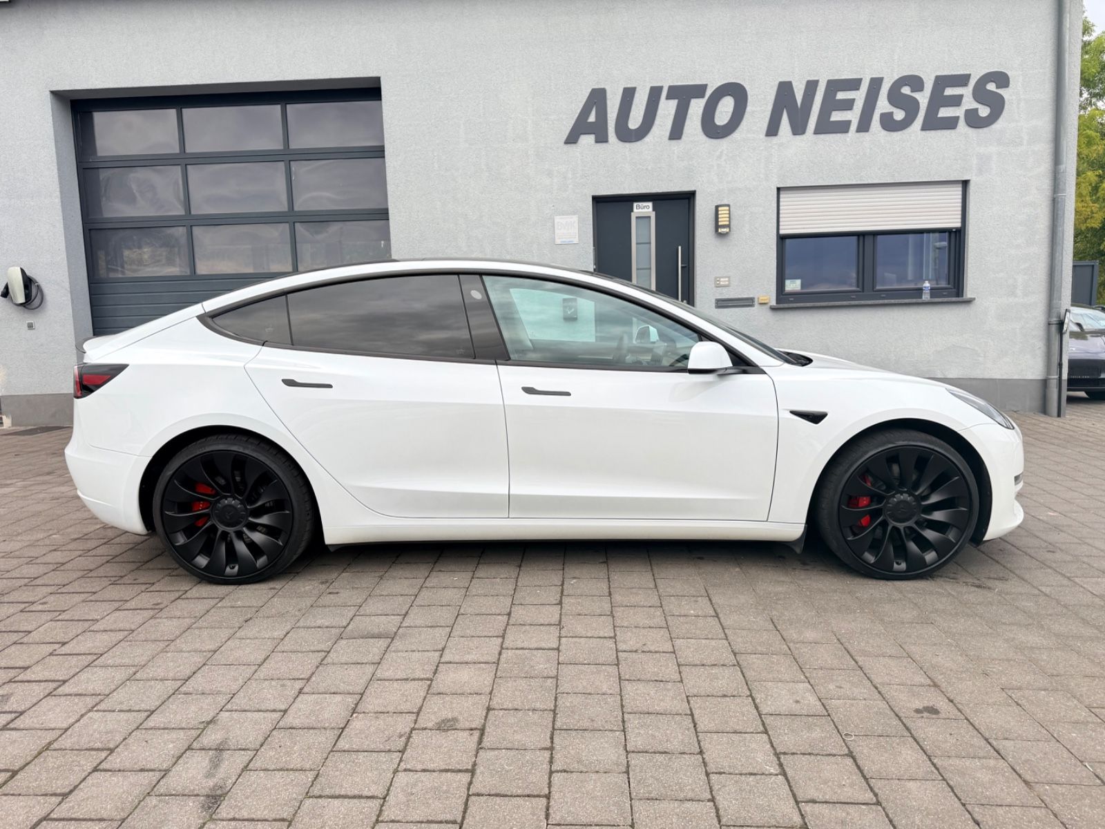 Tesla Model 3 Performance 20 Inch. RYZEN 1. Hand foto 2