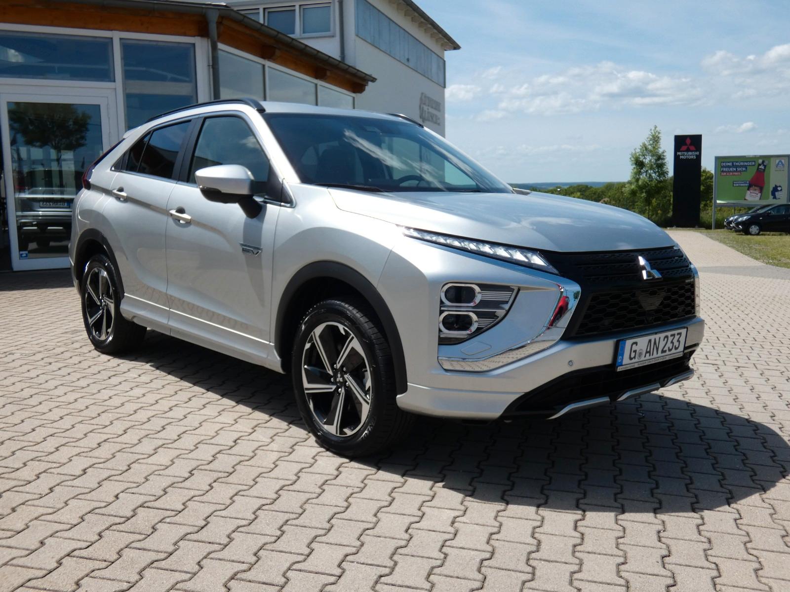Mitsubishi Eclipse Cross Plus Select Hybrid 4WD Kamera Navi
