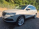 Skoda Karoq Style 4x4 ACC SZH PDC LED NAVI KAMERA StHz - Skoda Karoq aus 2017