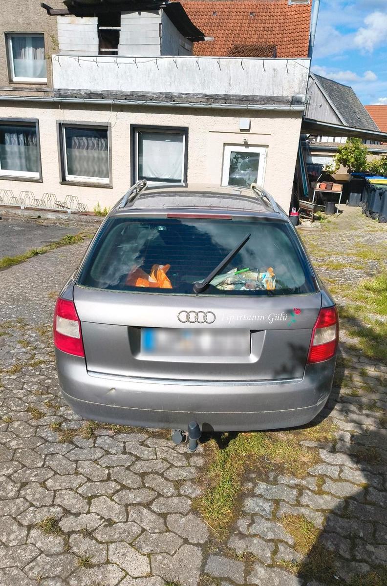 Audi A4 2004 — engine 116 HP (85kW)