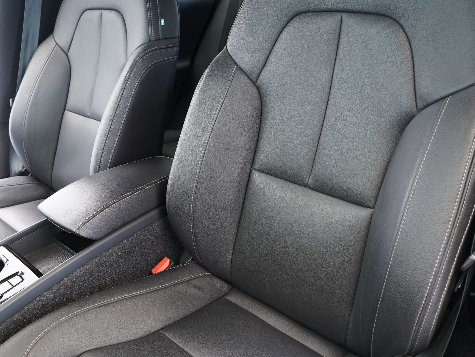 Fahrzeugabbildung Volvo XC40 T5 Recharge Inscription INTELLISAFE/AHK