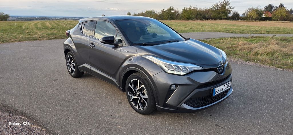 Image of Toyota C-HR