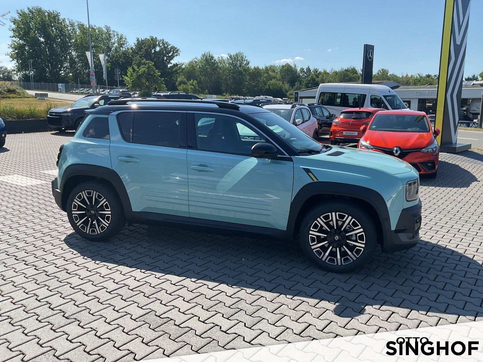 Fahrzeugabbildung Renault R 4 E-Tech elektrisch Iconic 150 Comfort Range