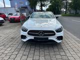 Mercedes-Benz E 300 E Limousine E 300 de - Mercedes-Benz E-Class: Taxi
