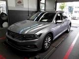 Volkswagen Passat Variant DSG Business Kamera/Massage/ACC - gebrauchte VW Passat aus dem Jahr 2022