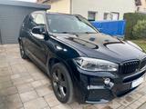 BMW X5 xDrive30d  - BMW X5: 30d Xdrive