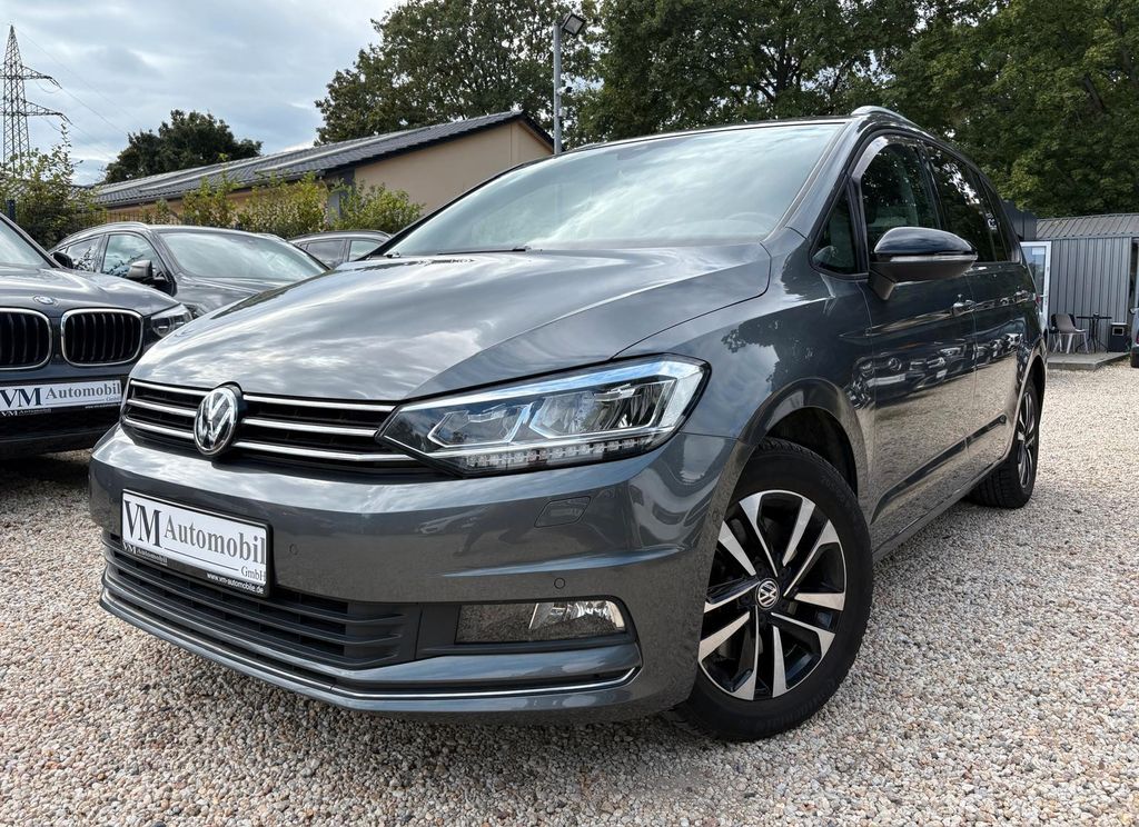 Image of Volkswagen Touran