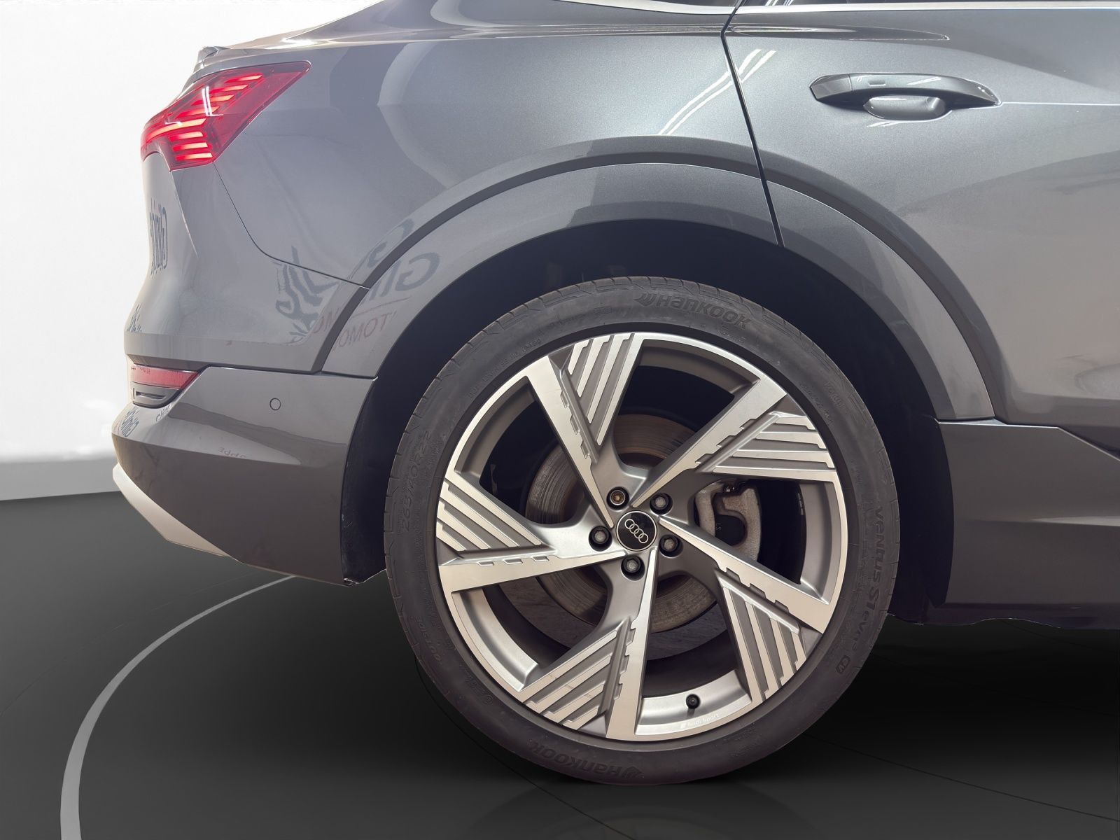 Audi e-tron - Bild 14