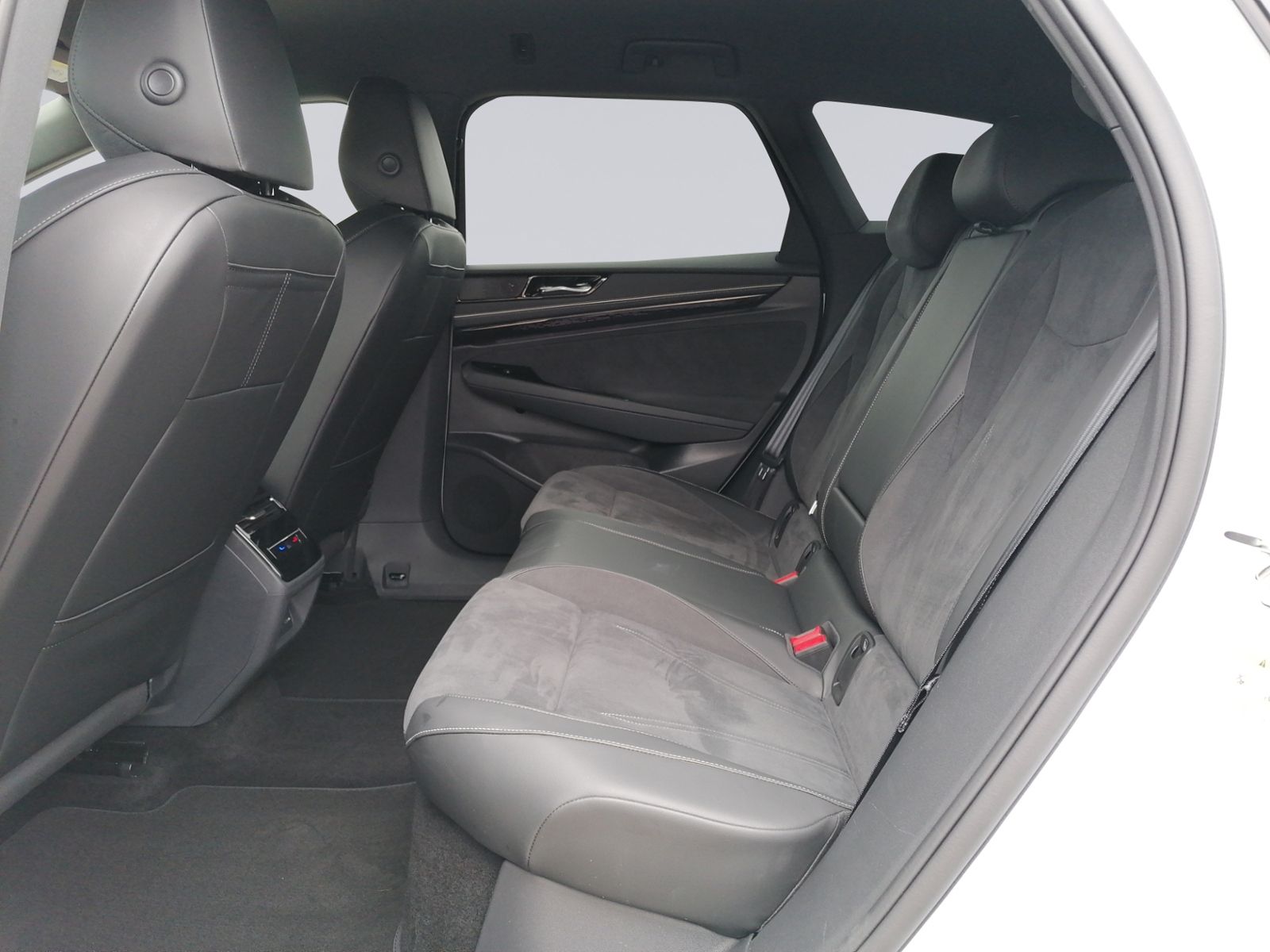 ID.7 Tourer Pro KAMERA+AHK+HEAD-UP+MATRIX