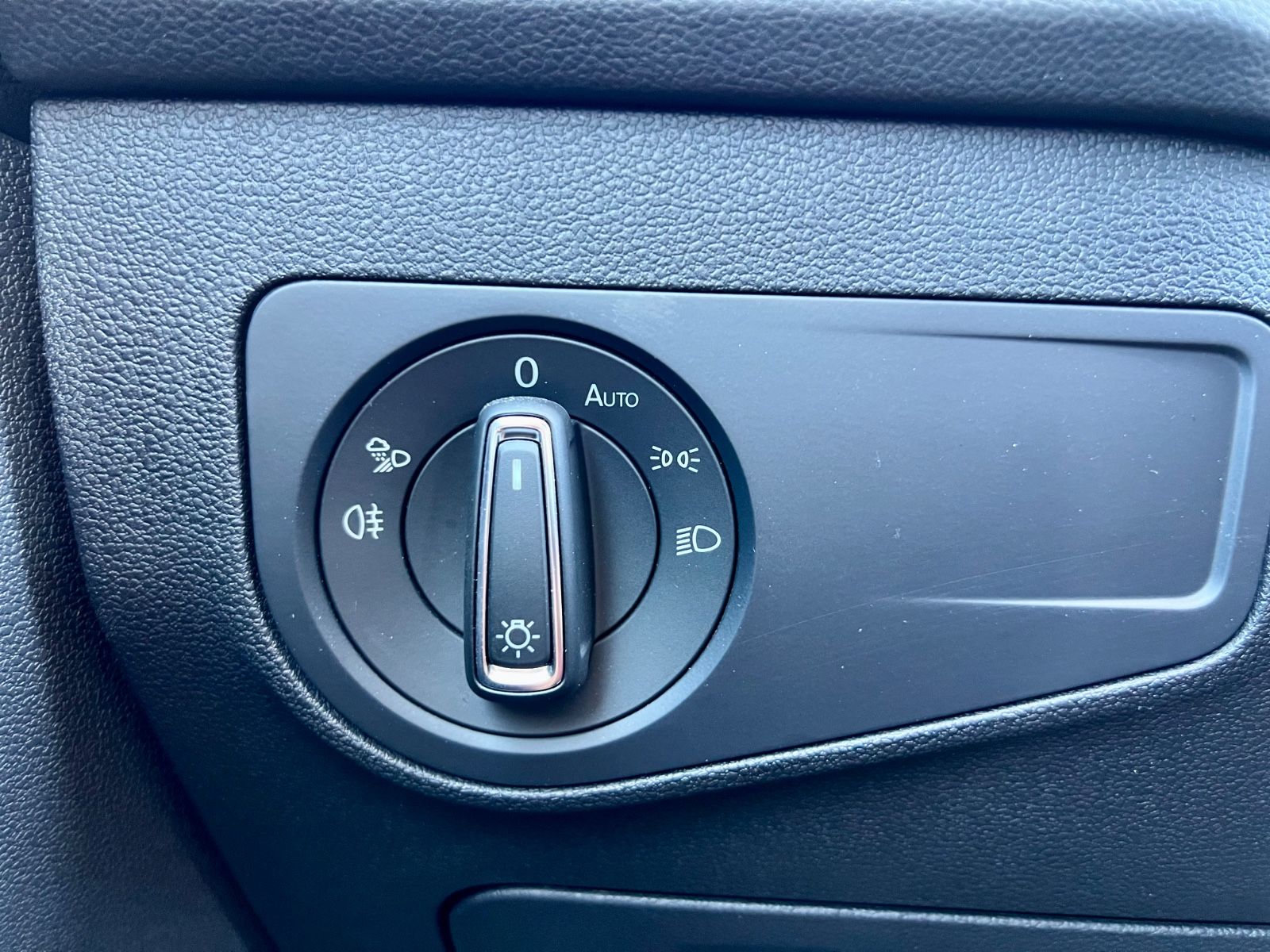 VW Tiguan 2.0 TDI Elegance 4Motion NAVI CAM SHZ