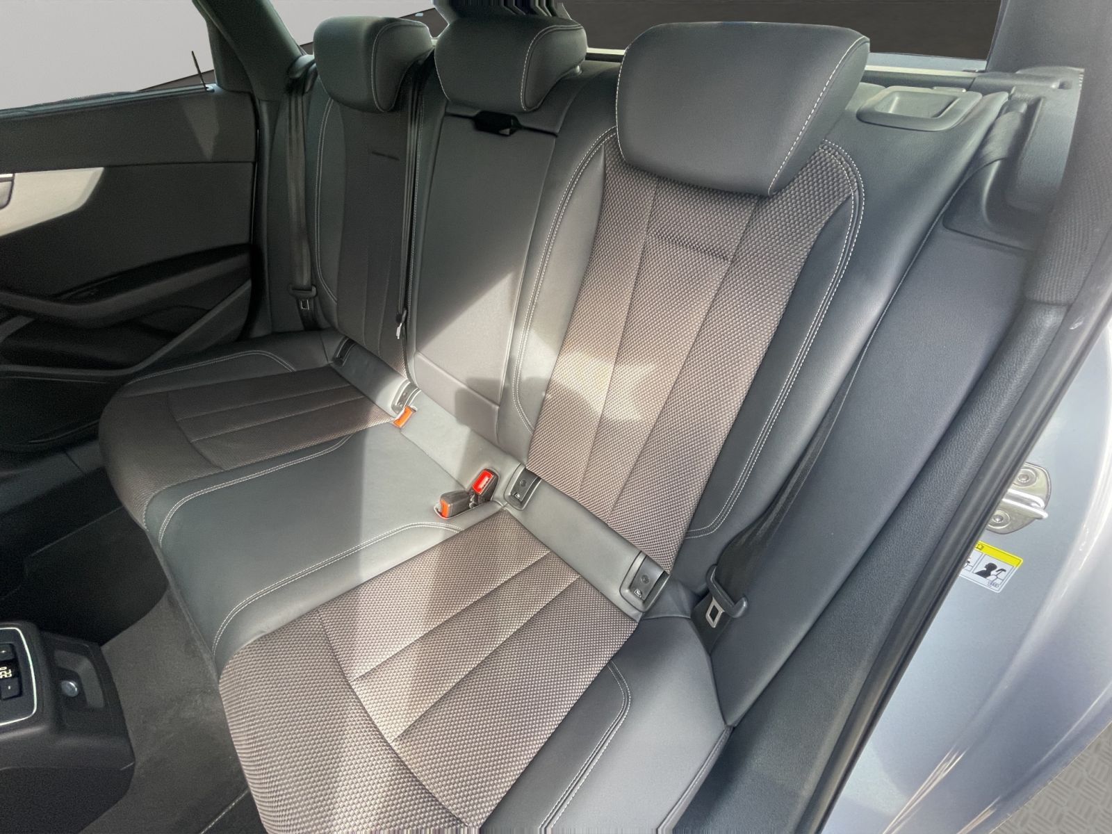Audi A4 - Bild 18
