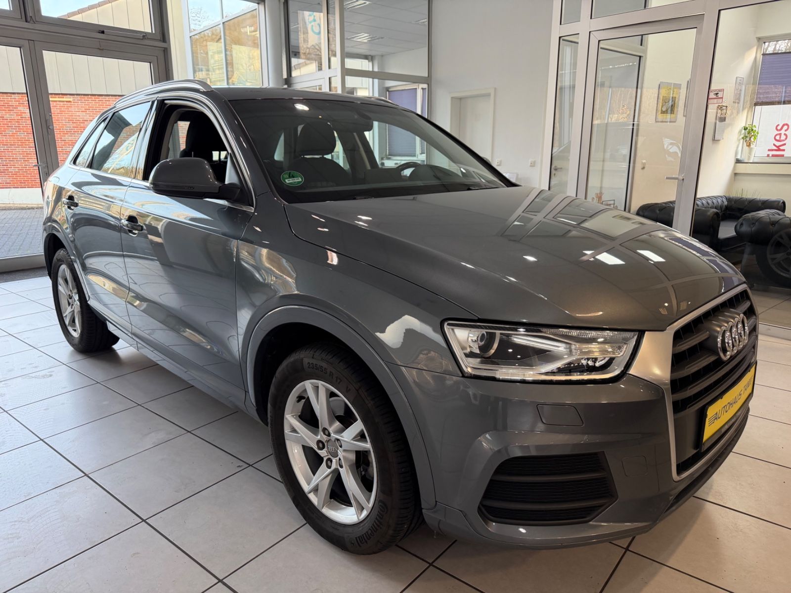 Fahrzeugabbildung Audi Q3 sport