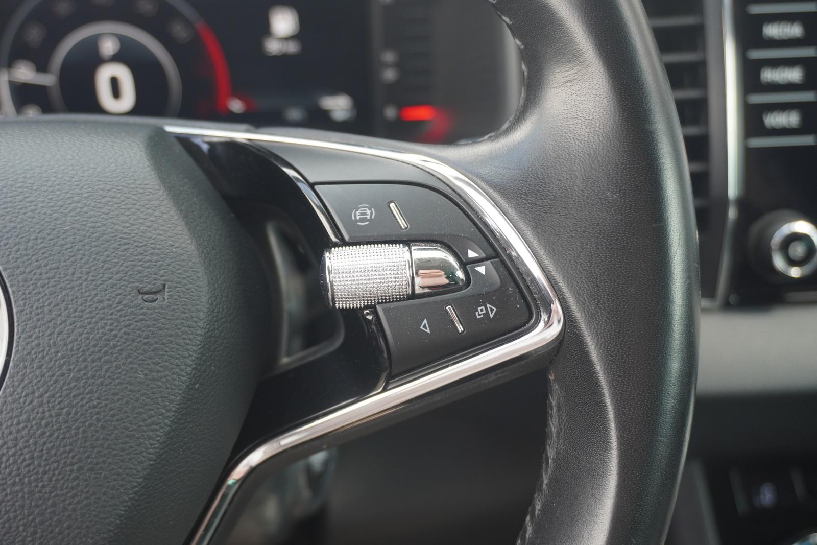 Skoda Karoq 1.5 TSI DSG LED Navi Kamera VC SHZ Temp, миниатюра 18