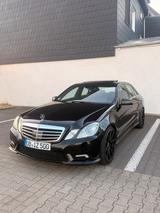 Mercedes-Benz Mercedes W212 E500 V8 ( Sauger ) - Mercedes-Benz E 500 in Duisburg