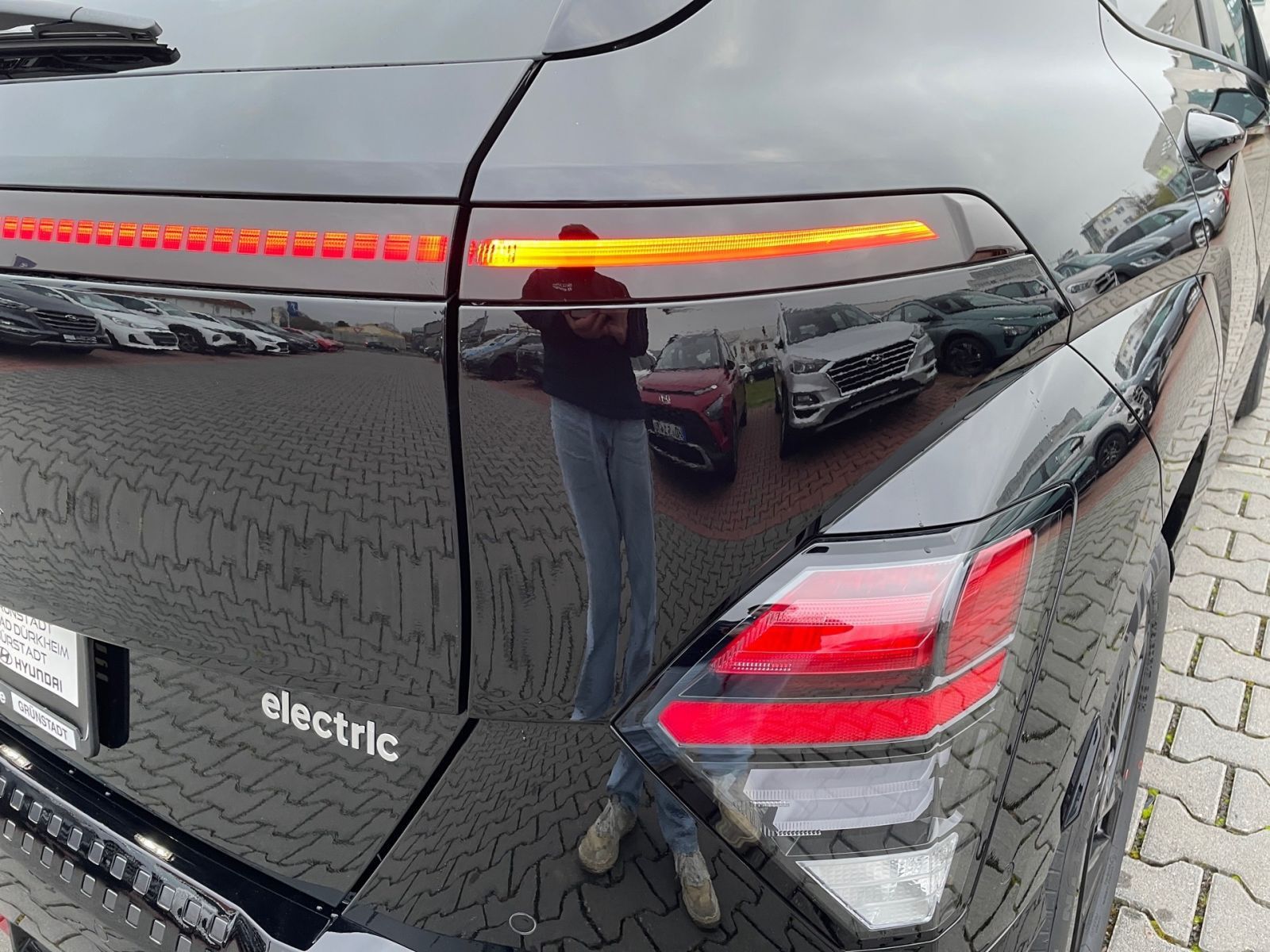 Fahrzeugabbildung Hyundai KONA Trend Elektro 65 kWh Assi Paket el.HK