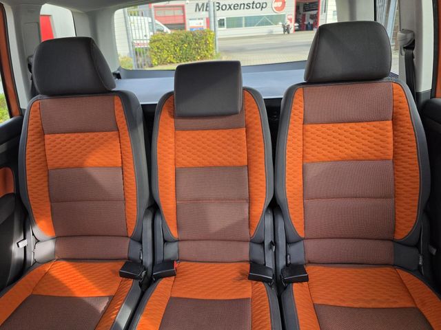 VW Touran — Foto 27
