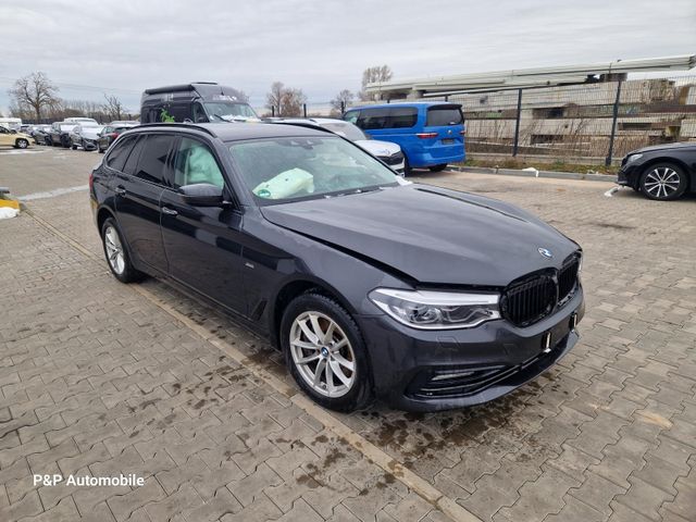 BMW 540i Touring xDrive Sport Line