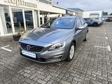 Volvo V60 T3 MT Bi-Xenon/Navi/Kamera/Scheibenhzg - Volvo V60 in Rostock