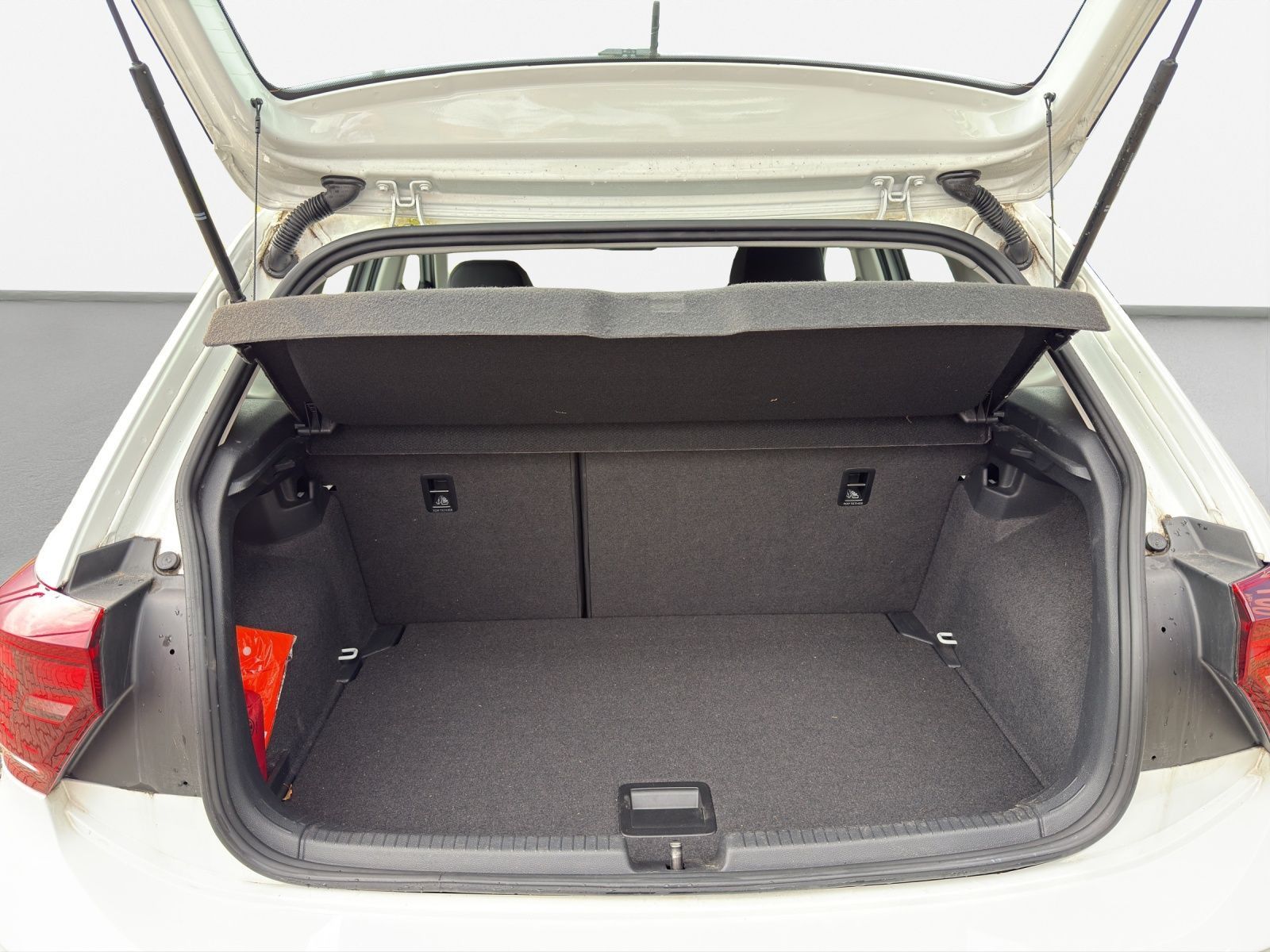 Volkswagen Polo - Bild 11