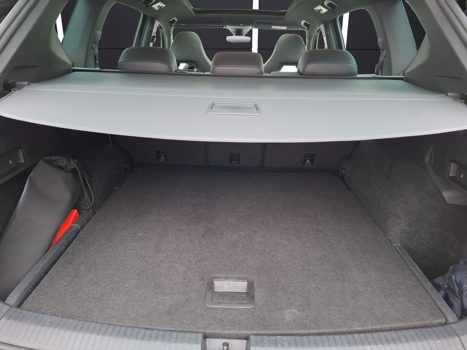 Fahrzeugabbildung SEAT Tarraco TSI FR DSG 4Drive LED AHK Navi AID Pano