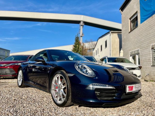 Porsche 911 Carrera 4 S