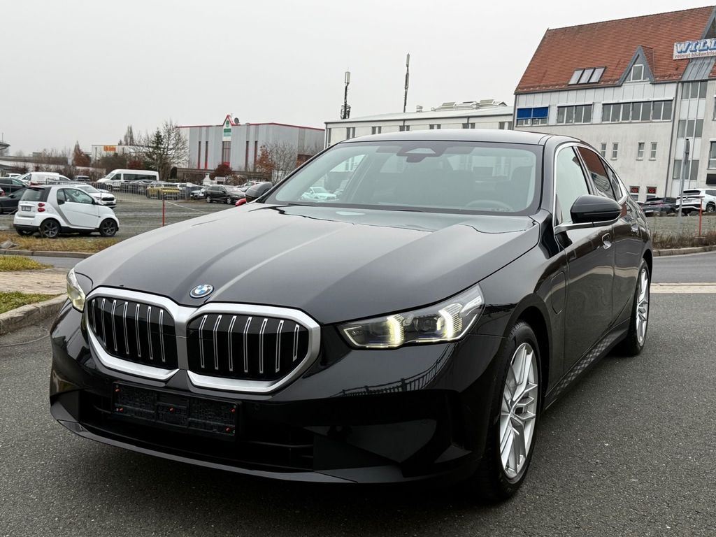Image of BMW 530