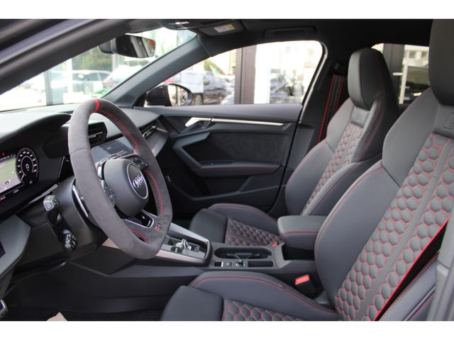 RS3 Sportback  Mtrx*Pano*SpAGA*B&O*Carbon*DesROT