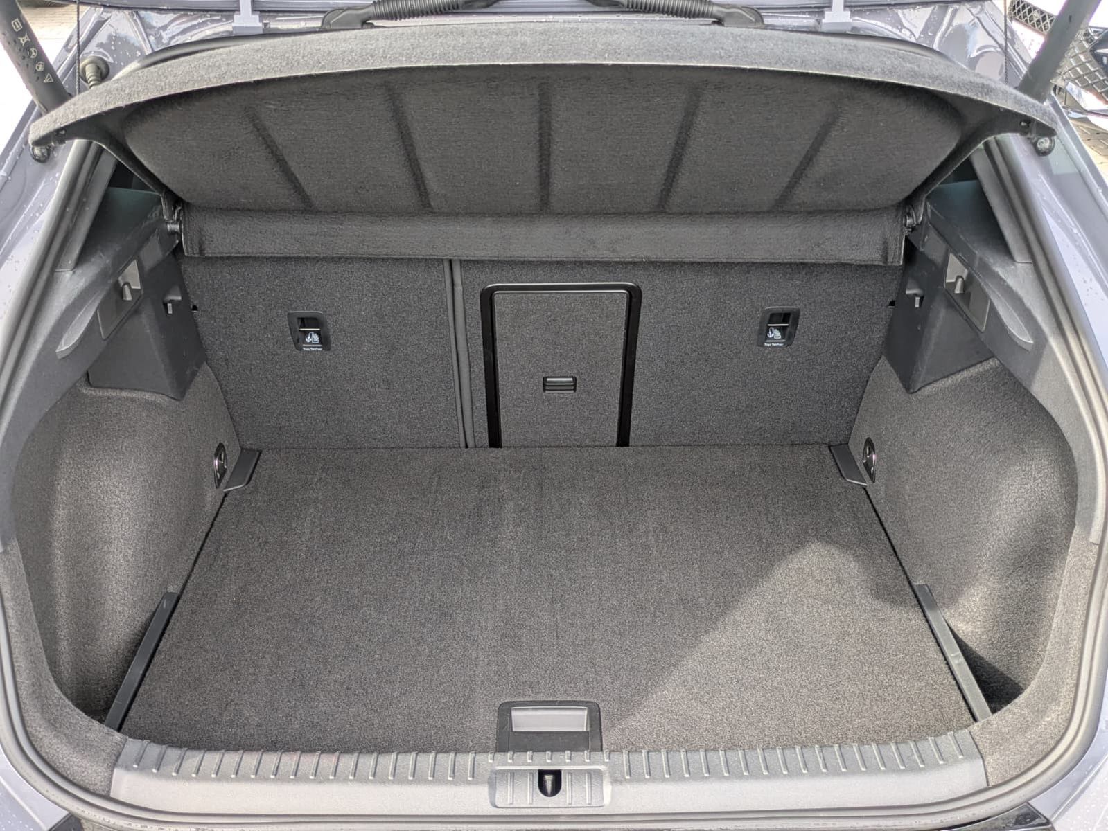 Vehicle image CUPRA Formentor 1.5 eTSI PANO*MATRIX*SENNH.*DINAM*360°