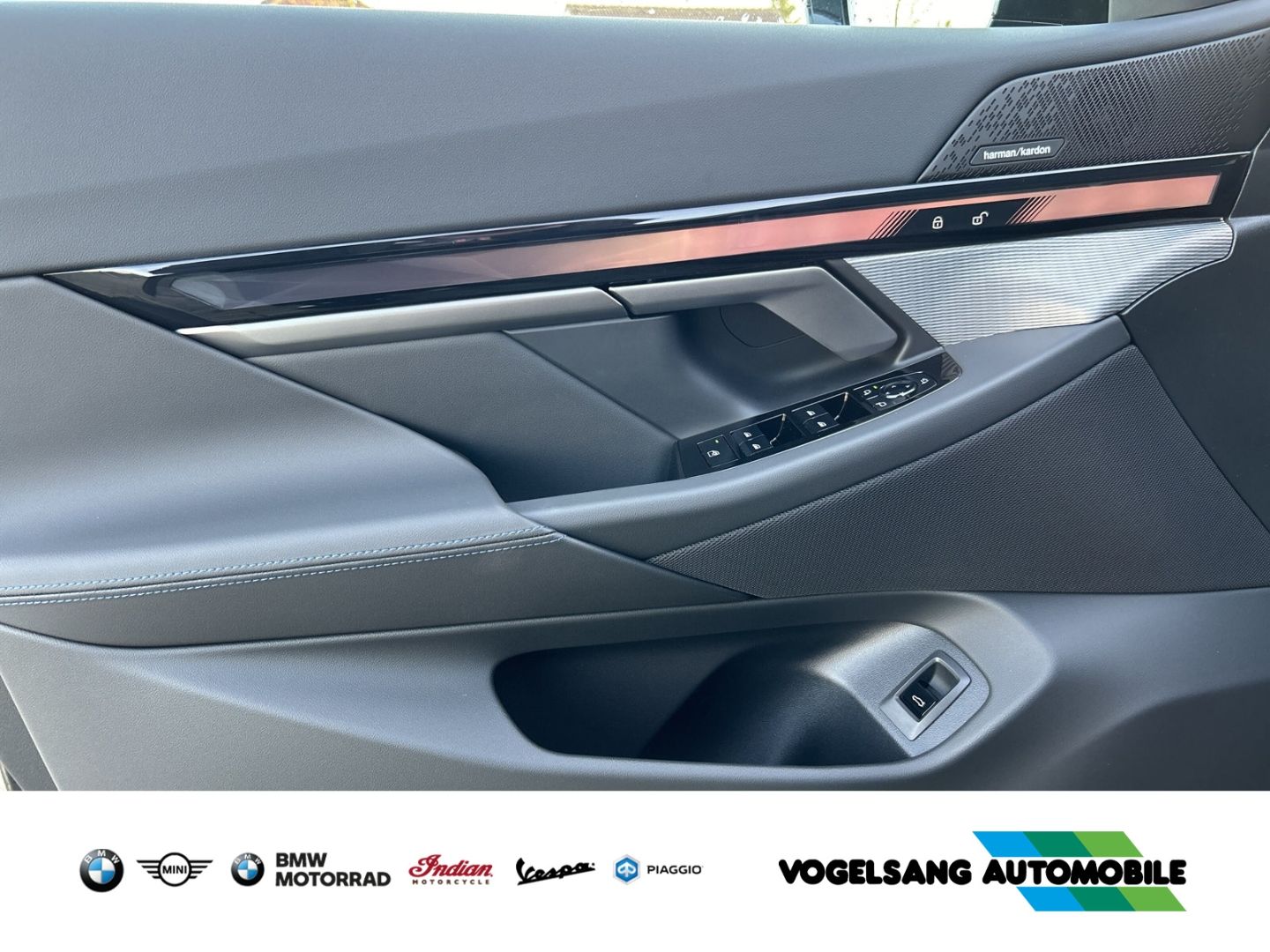 Fahrzeugabbildung BMW 520 M Sport i Park-Assistent Sportpaket HUD AHK-