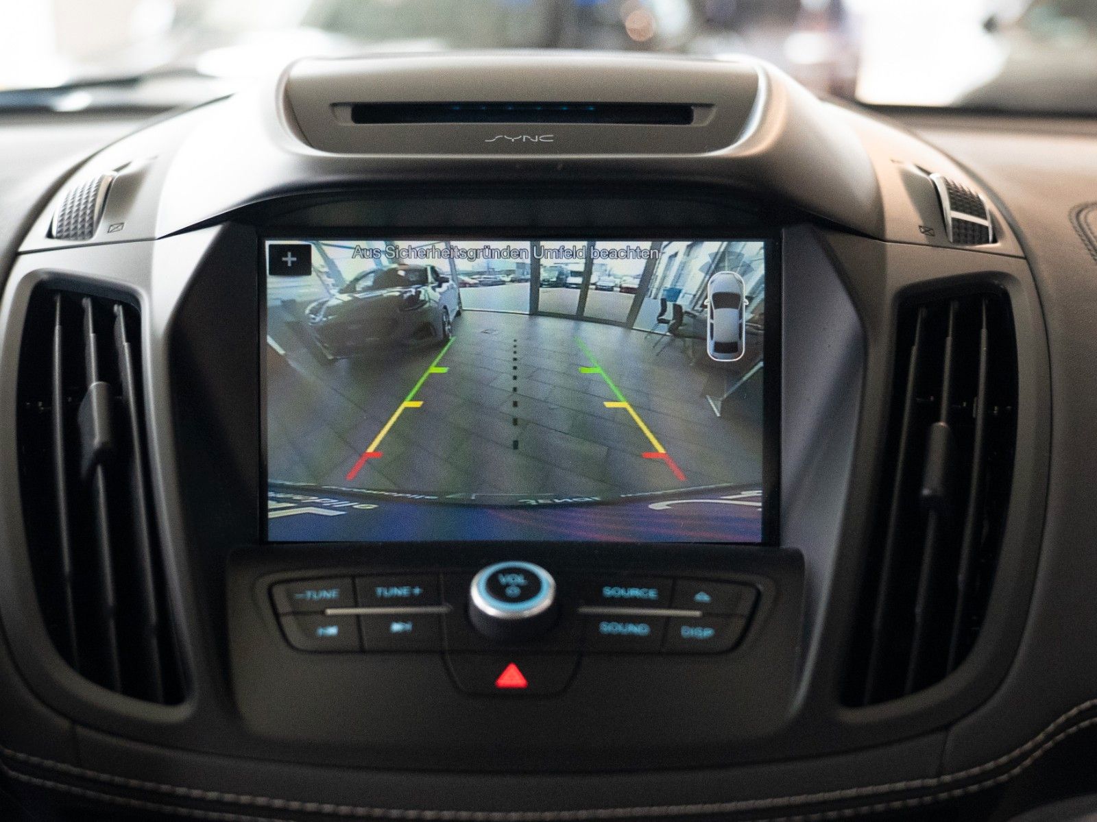 Fahrzeugabbildung Ford Kuga Vignale/4x4/AUTOMATIK/KAMERA/NAVIGATION/LED