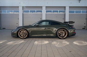 Porsche 992 - 7