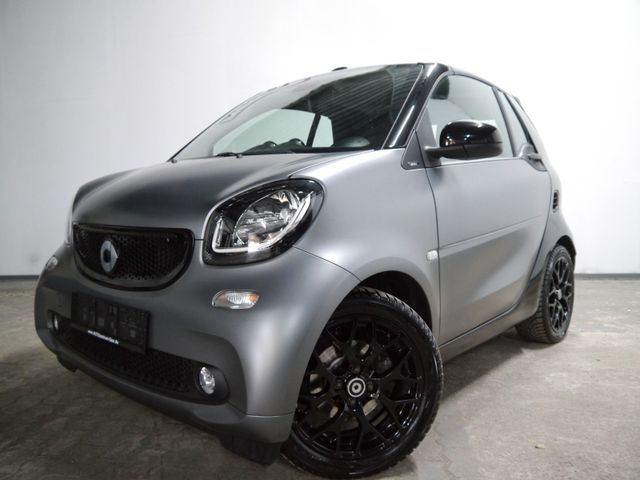 Smart ForTwo Cabrio Prime ACC LED Leder Navi Suitzheiz