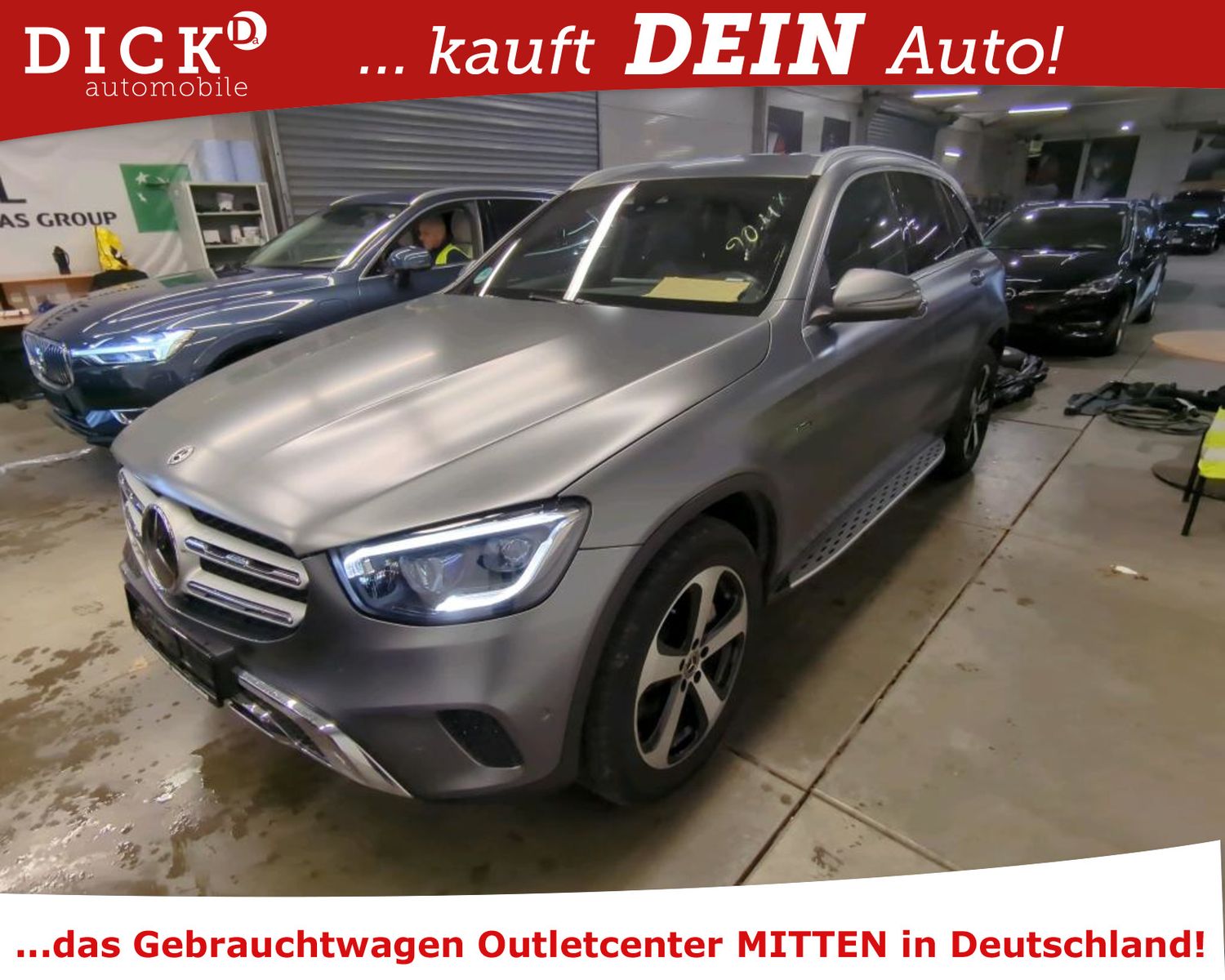Fahrzeugabbildung Mercedes-Benz GLC 300e AMG/LED+/ACC/BURME/SHZ/MEMO/8Fa