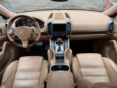 PORSCHE Cayenne Turbo PORSCHE Cayenne Turbo