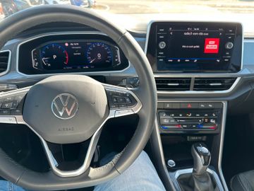Volkswagen T-Roc - 8