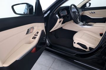 BMW 320d Touring Leder Beige LiveCoProf 18" 1.Hand