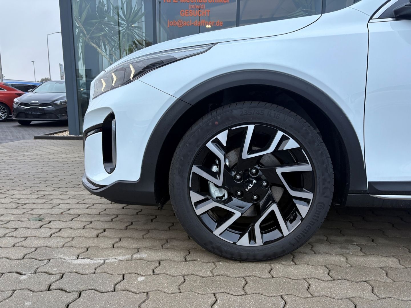 Fahrzeugabbildung Kia XCeed Nightline Edition Navi Leder LED ACC Apple