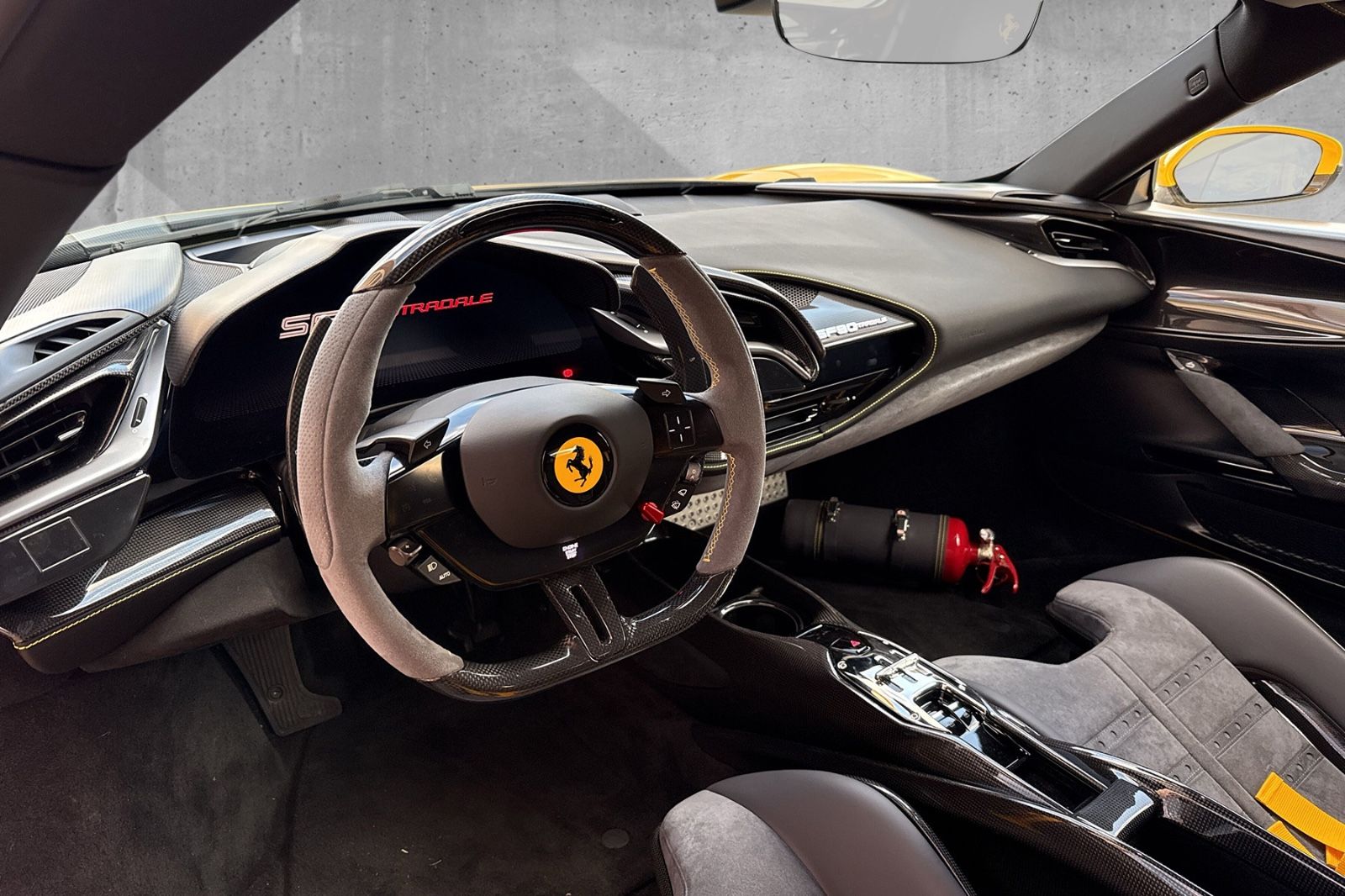 Fahrzeugabbildung Ferrari SF90*AssettoFiorano*VollCarbon*Atelier