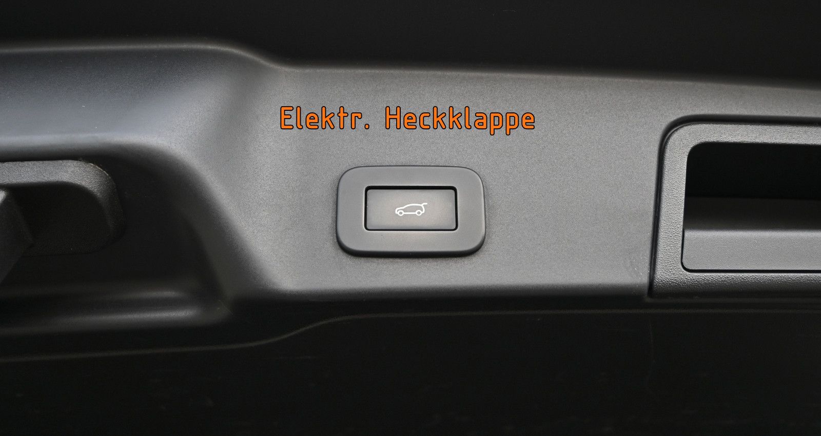 Fahrzeugabbildung Land Rover Range Rover Evoque D200 R-DYNAMIC SE AWD °BLACK°