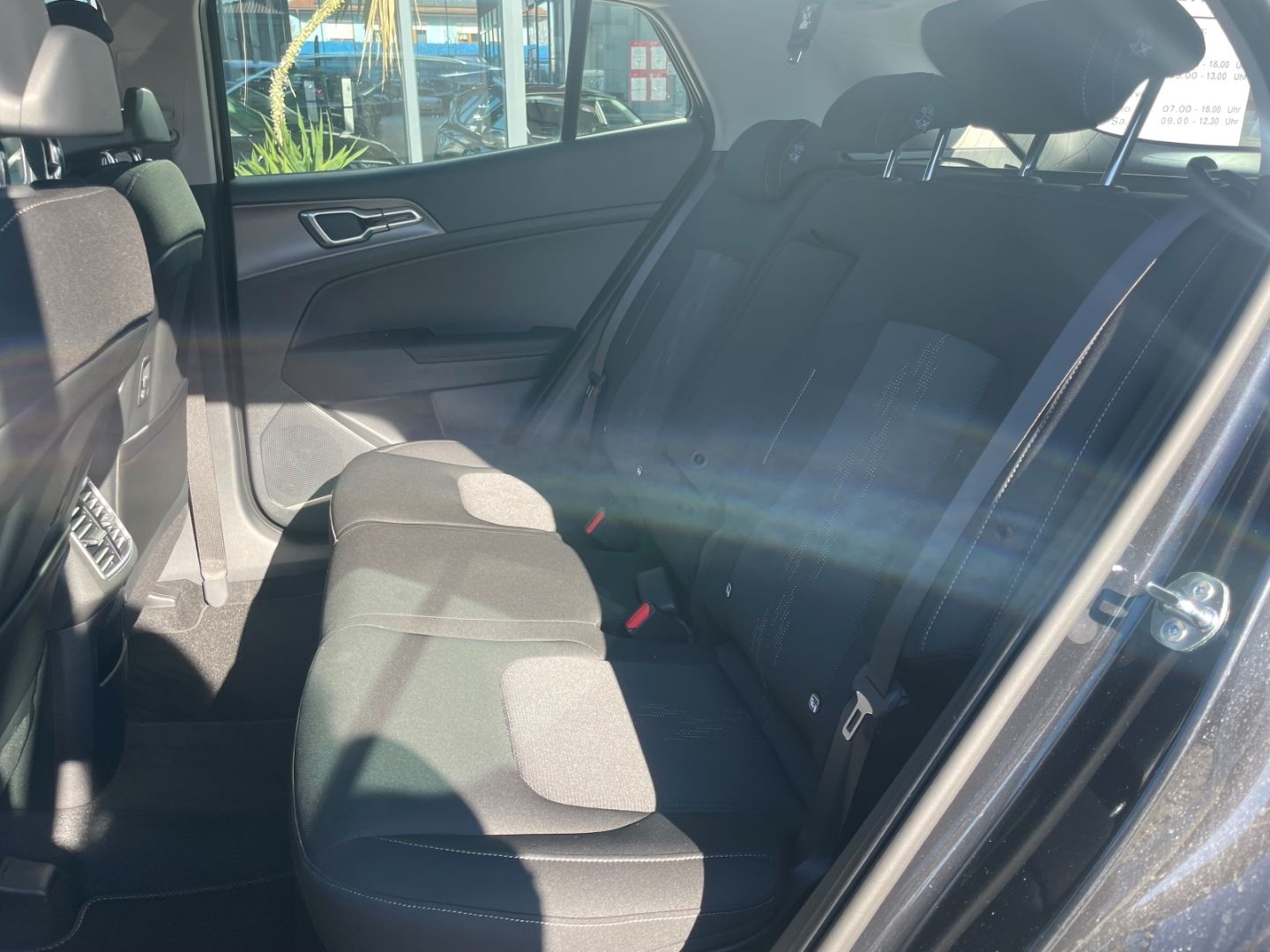 Fahrzeugabbildung Kia Sportage Vision Kamera SHZ vo/hi LED Navi DAB