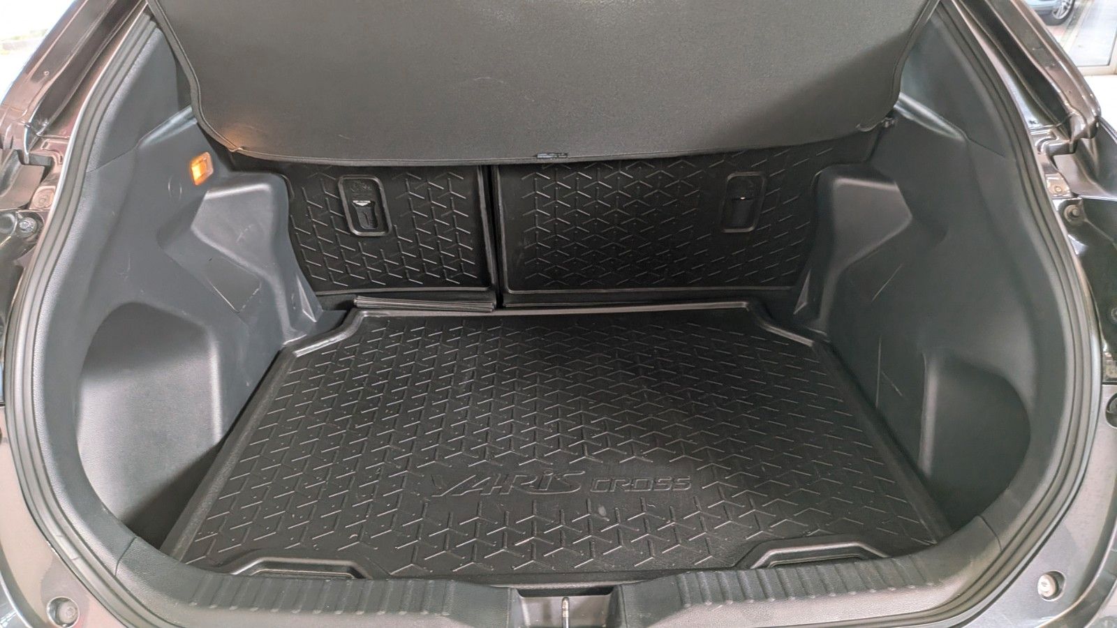 Fahrzeugabbildung Toyota Yaris Cross Team Deutschland Rückfahrkamera