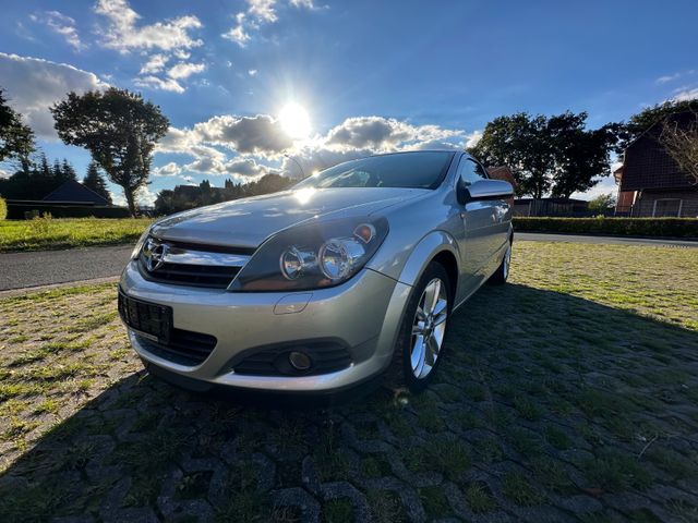 Opel Astra H GTC Edition Plus