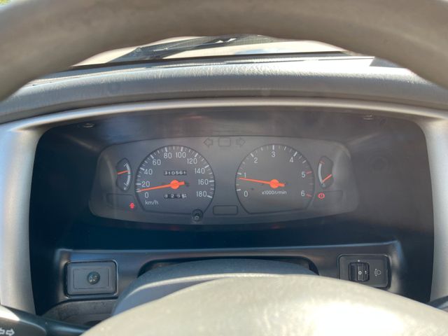 Mitsubishi L200 L 200 TD Club Cab – LKW ZULASSUNG